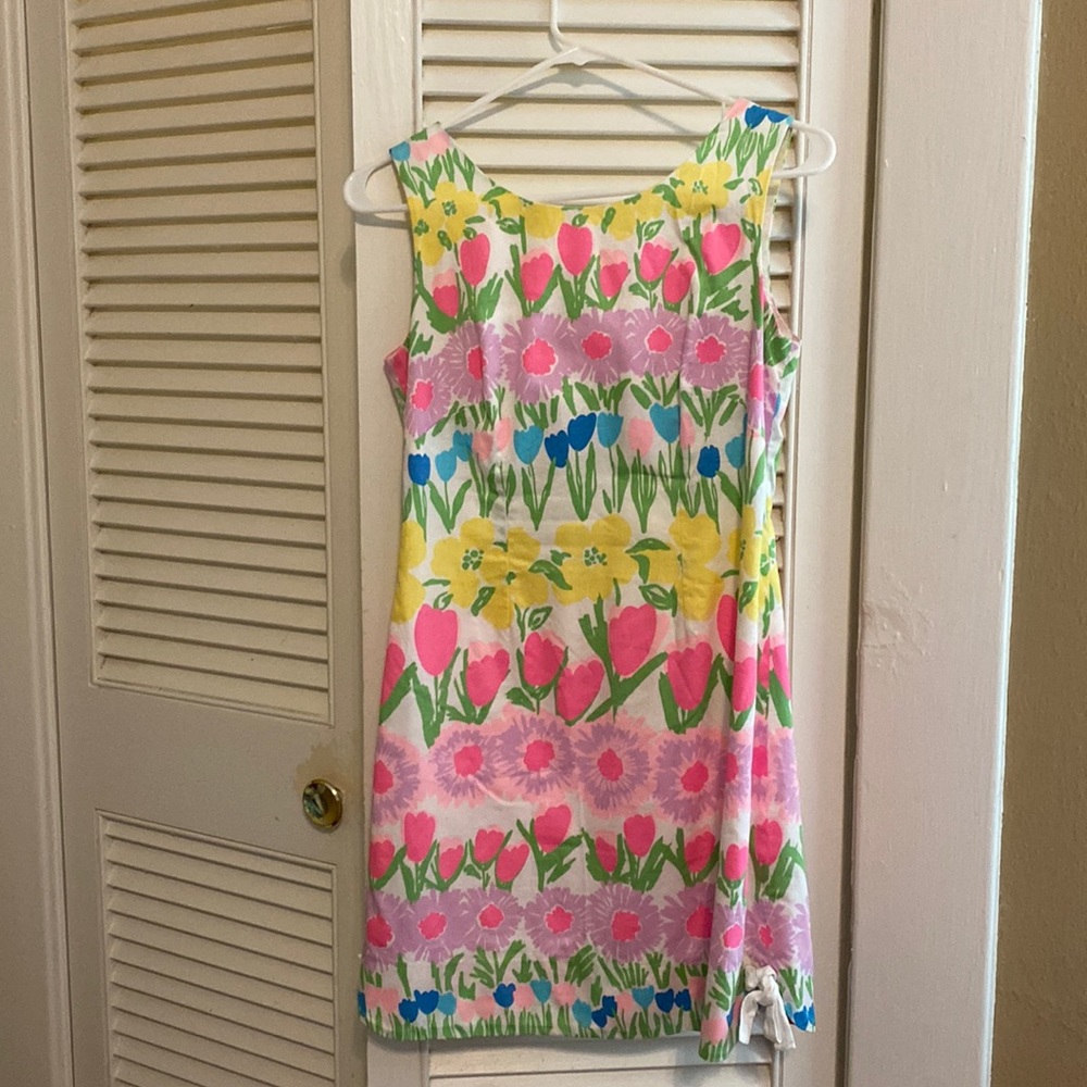 Lilly Pulitzer Delia Shift dress- extremely good used condition